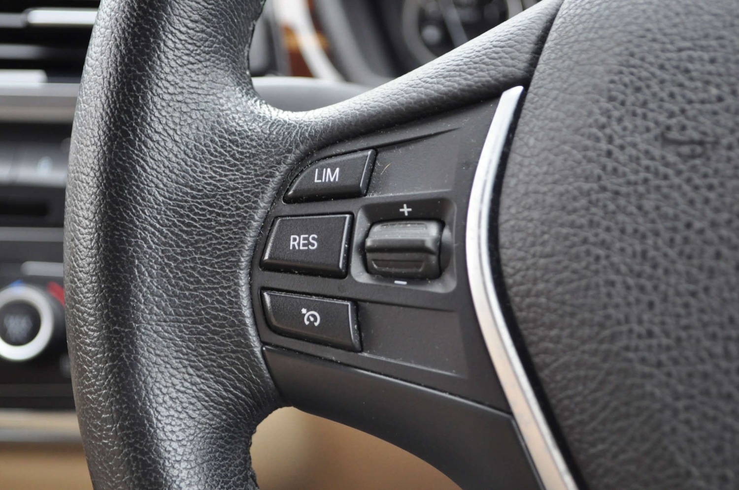 Used BMW 3 Series 2014 for sale - 77094193: Photo 18