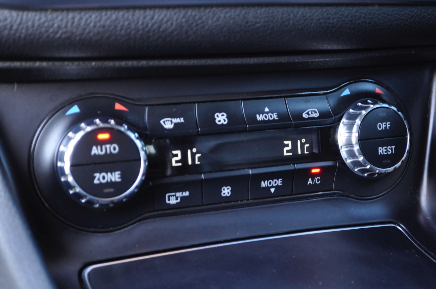 Used Mercedes-Benz GLA 2019 for sale - 76471362: Photo 15