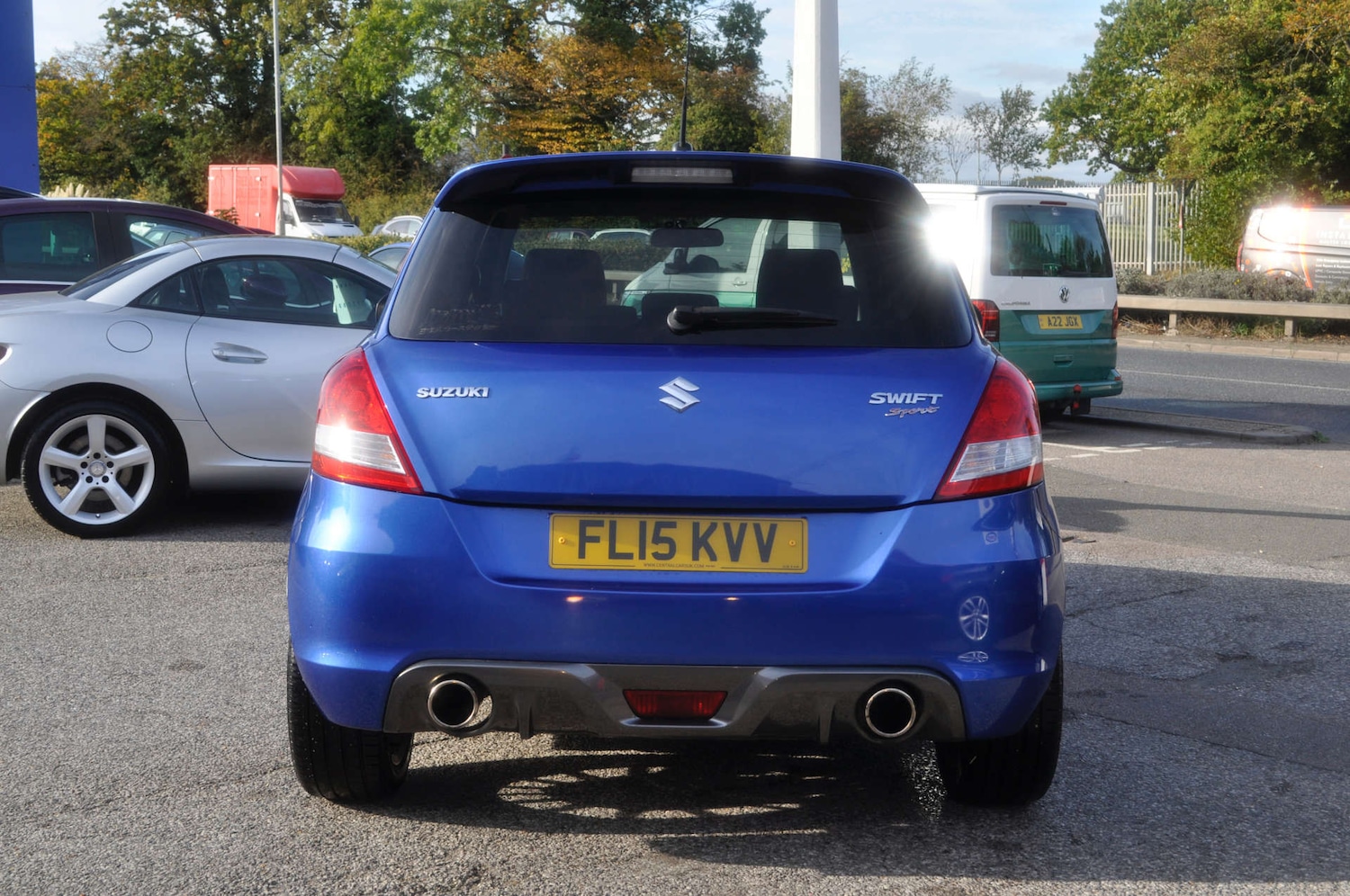 Used Suzuki Swift 2015 for sale - 76143249: Photo 2