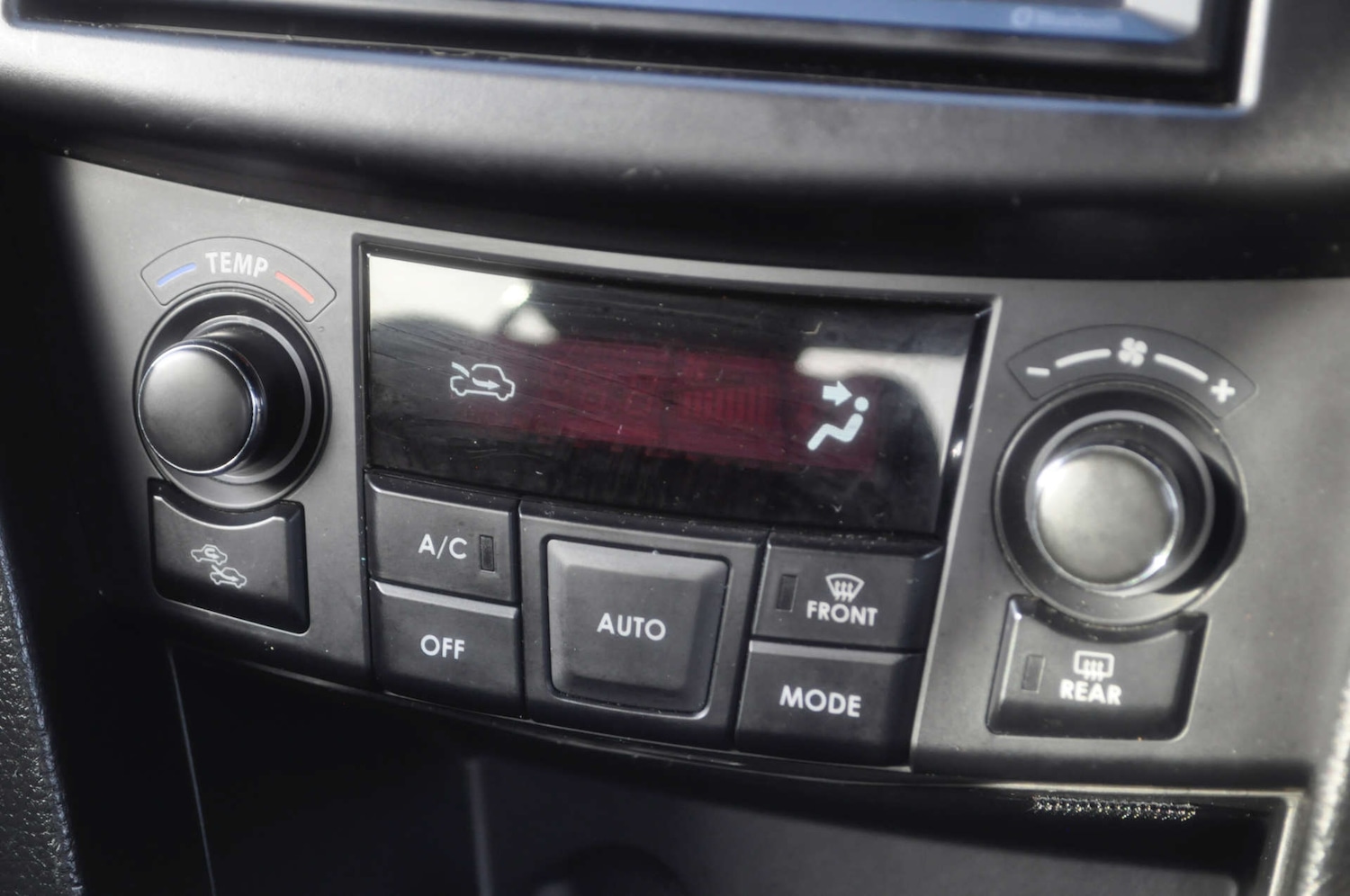 Used Suzuki Swift 2015 for sale - 76143249: Photo 20