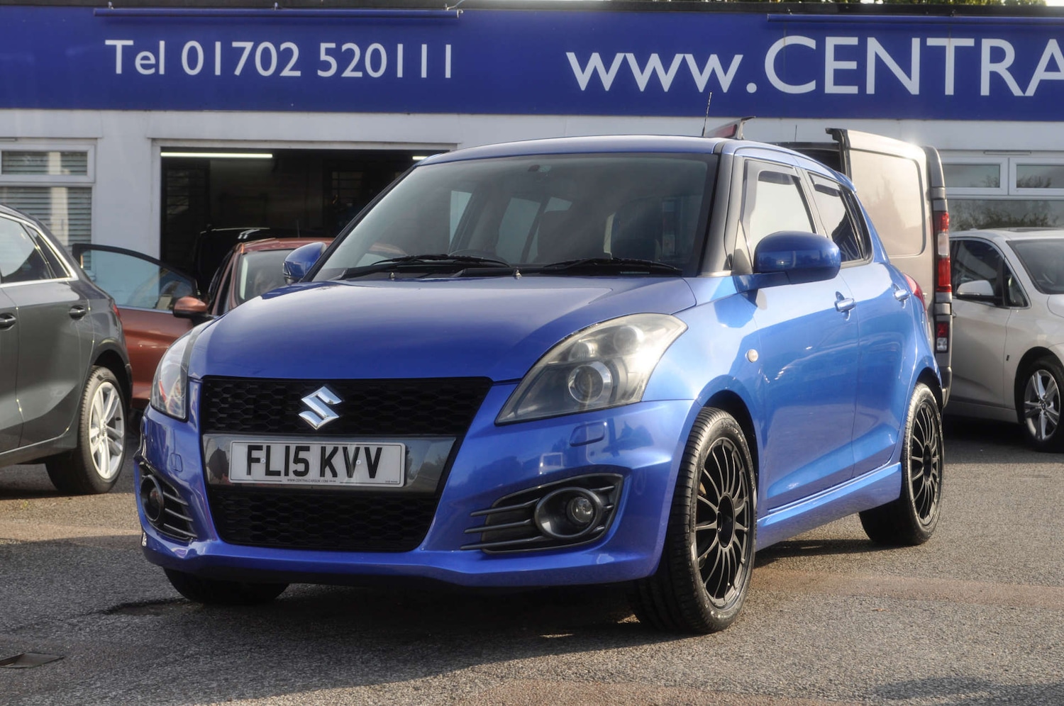 Used Suzuki Swift 2015 for sale - 76143249: Photo 4