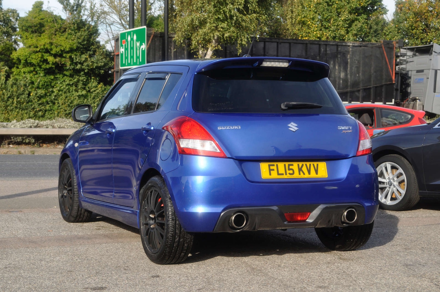 Used Suzuki Swift 2015 for sale - 76143249: Photo 5