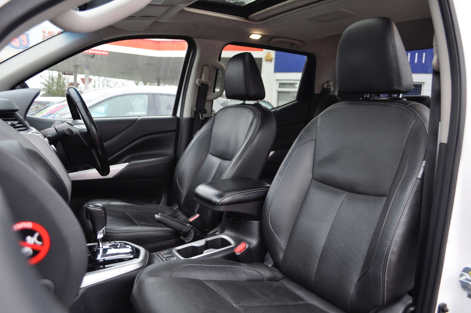 Used Nissan Navara 2018 for sale - 77137394: Photo 13