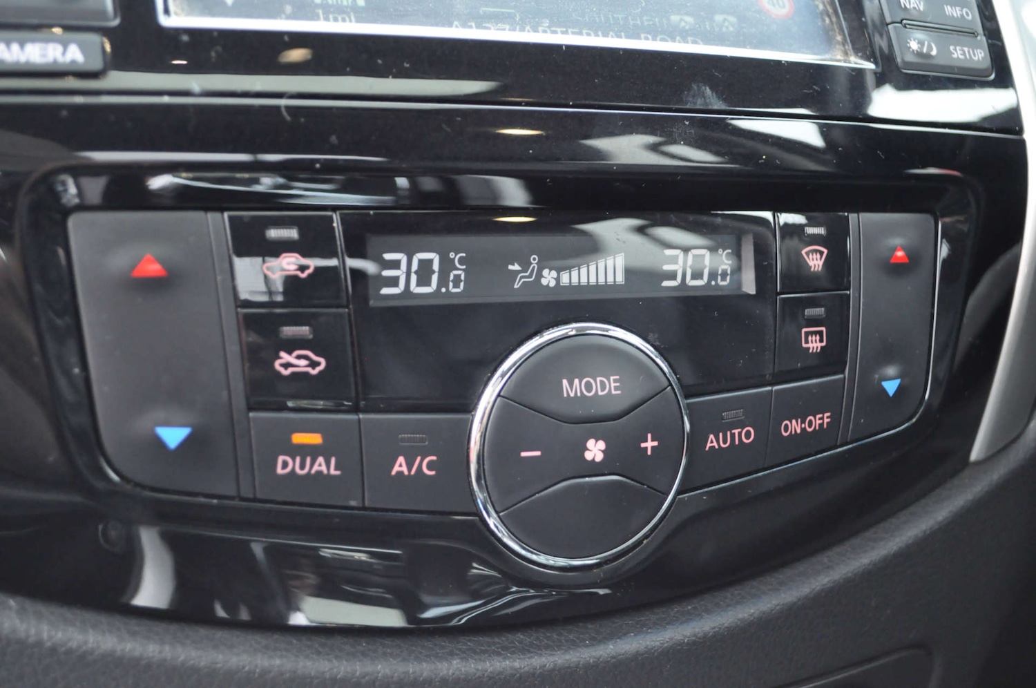 Used Nissan Navara 2018 for sale - 77137394: Photo 17