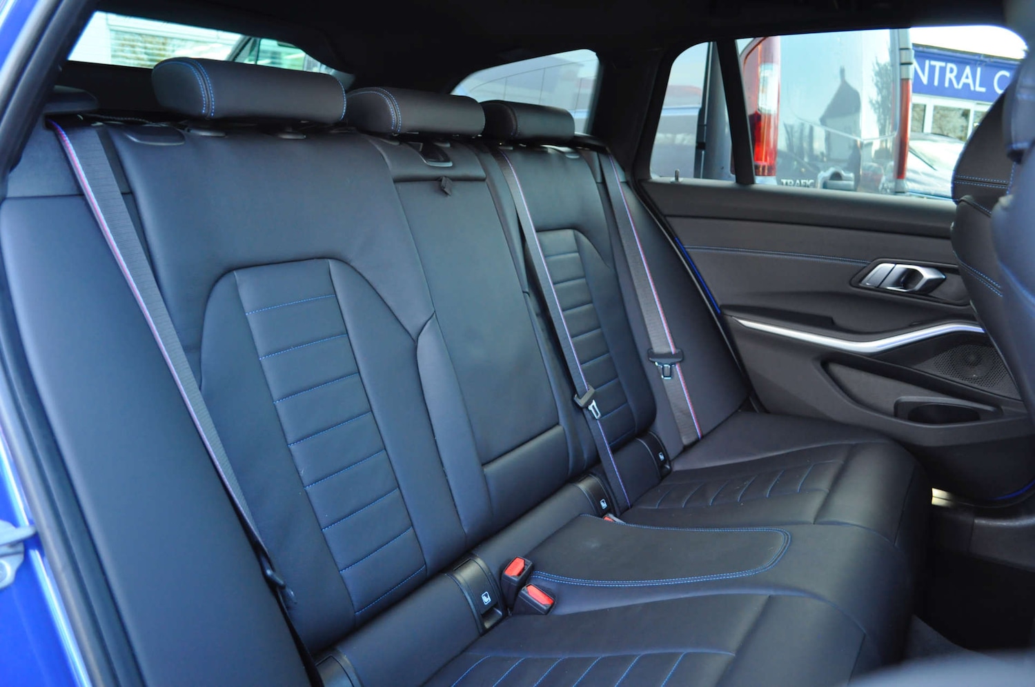 Used BMW 3 Series 2020 for sale - 76830086: Photo 11