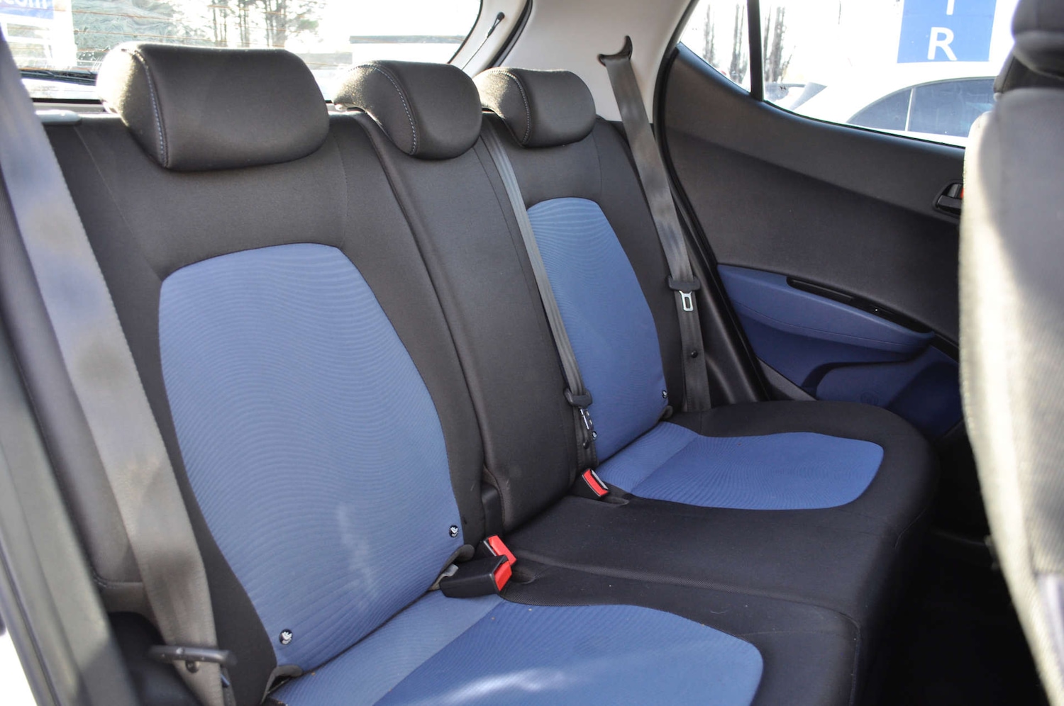 Used Hyundai i10 2015 for sale - 76533558: Photo 11