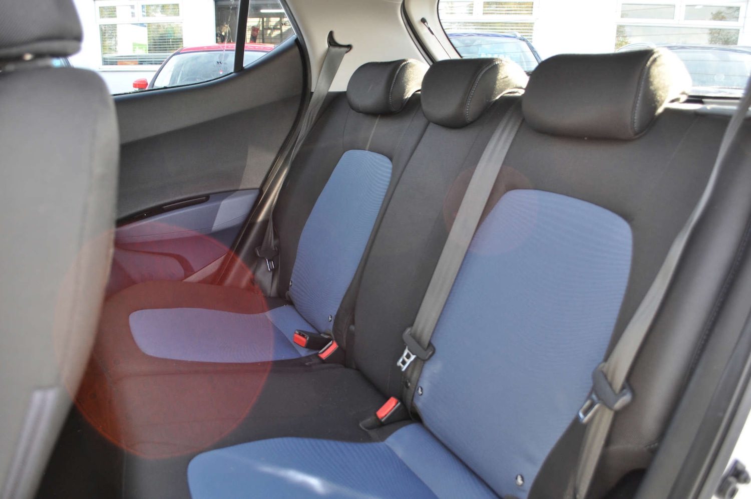 Used Hyundai i10 2015 for sale - 76533558: Photo 12