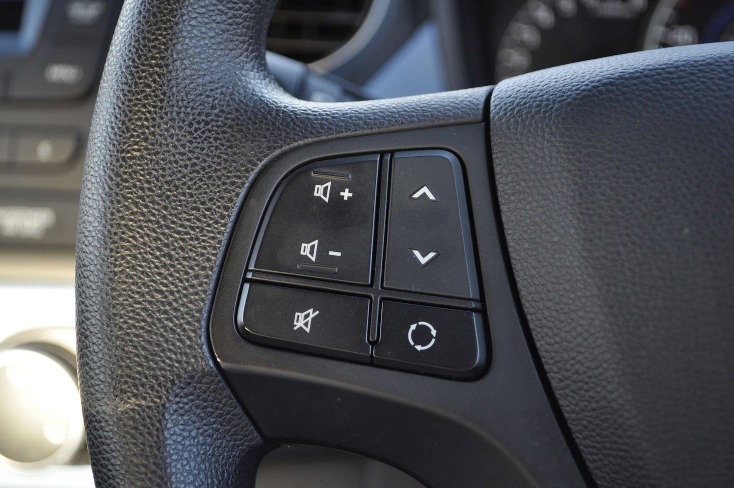 Used Hyundai i10 2015 for sale - 76533558: Photo 16