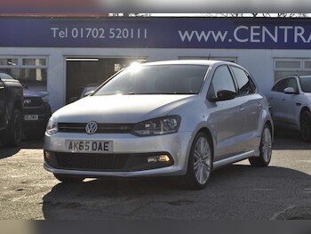 Used Volkswagen Polo 2015 for sale - 77745559: Photo