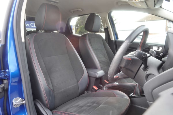 Used Ford Ecosport 2018 for sale - 76181577: Photo 8