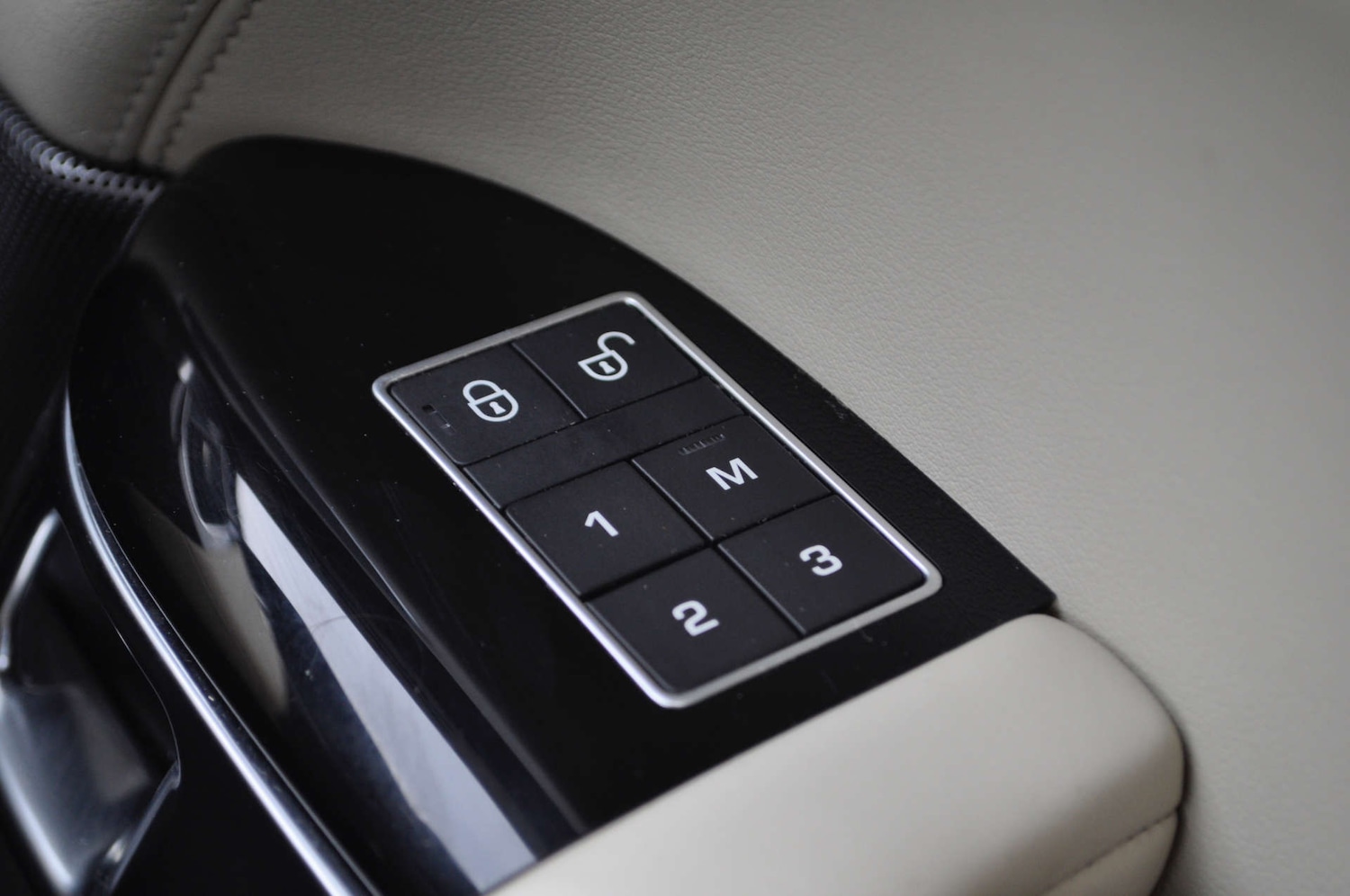 Used Land Rover Range Rover Sport 2017 for sale - 77802742: Photo 28