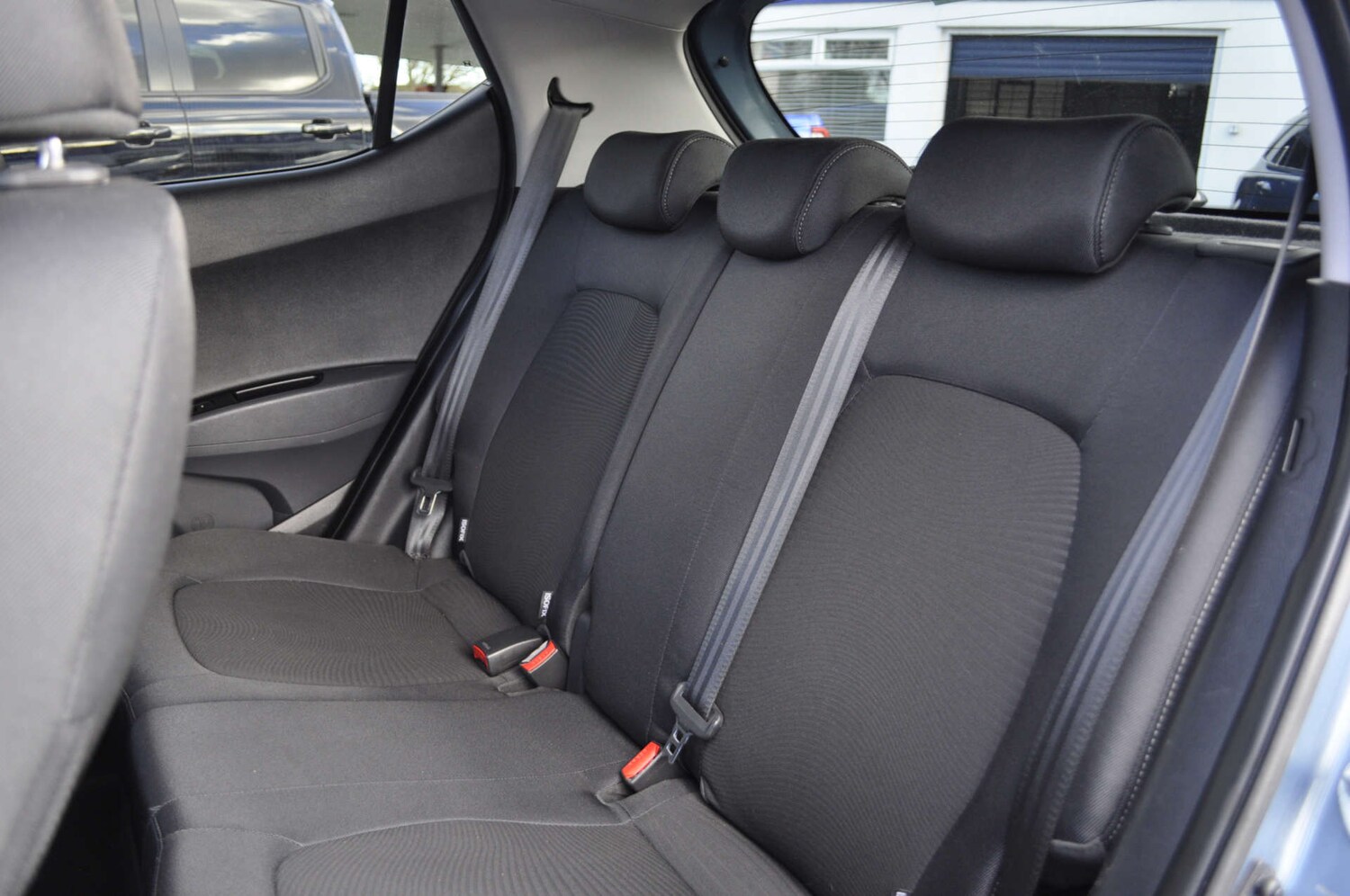 Used Hyundai i10 2017 for sale - 77523347: Photo 12