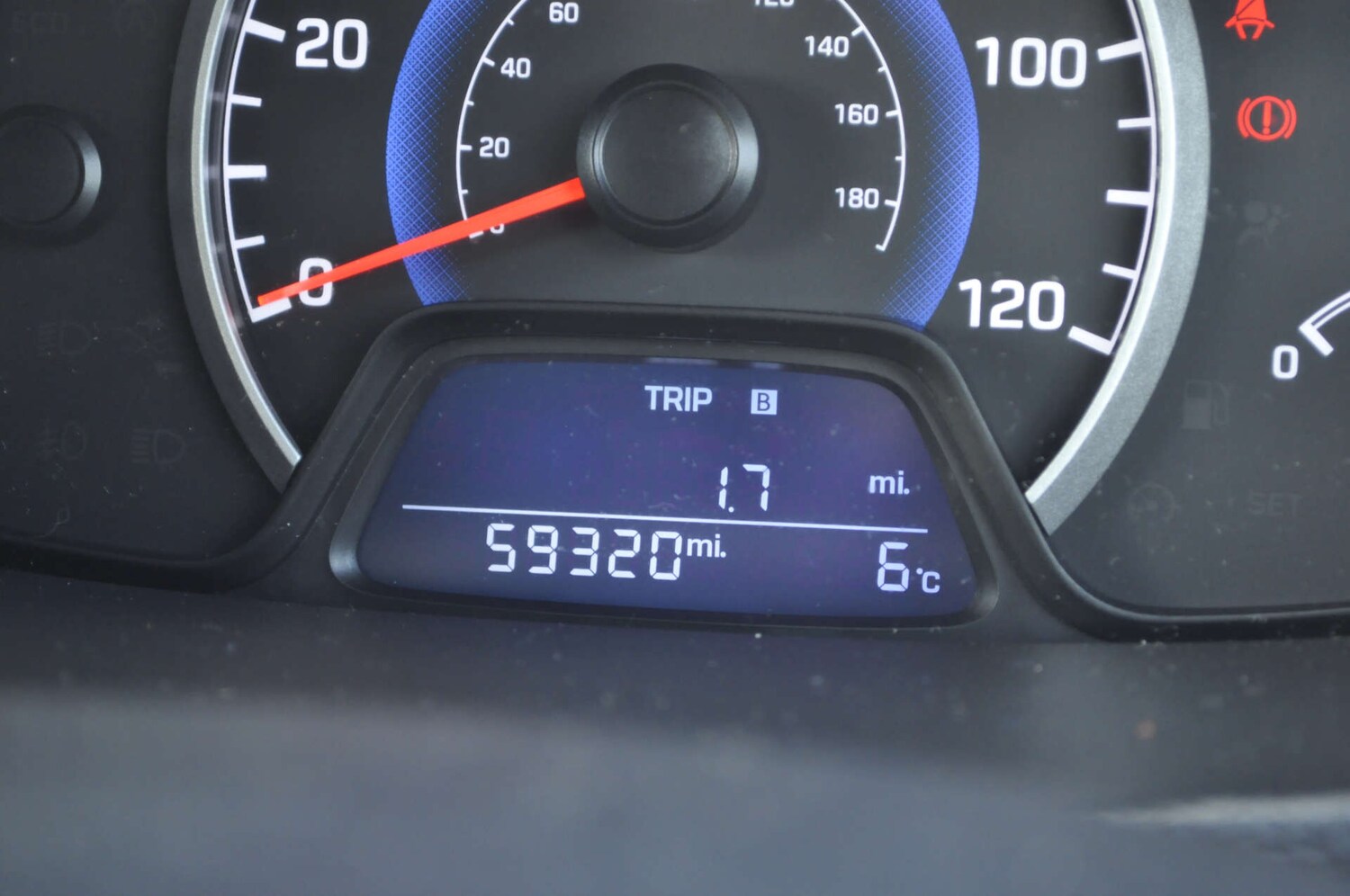 Used Hyundai i10 2017 for sale - 77523347: Photo 20