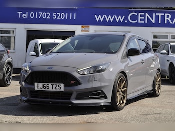 Used Ford Focus 2016 for sale - 79252050: Photo