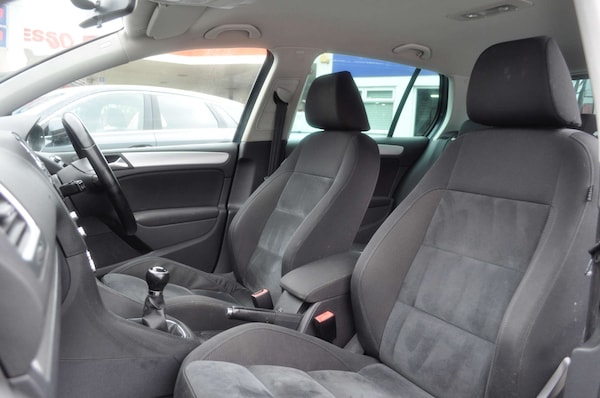 Used Volkswagen Golf 2009 for sale - 76144445: Photo 11
