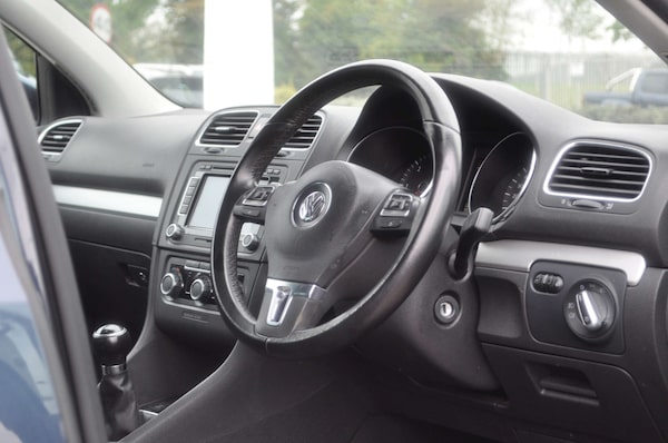 Used Volkswagen Golf 2009 for sale - 76144445: Photo 7