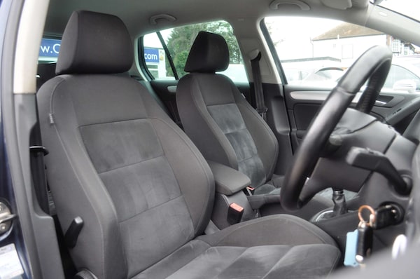Used Volkswagen Golf 2009 for sale - 76144445: Photo 8