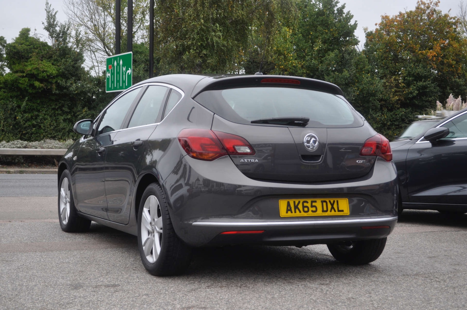 Used Vauxhall Astra 2015 for sale - 75959312: Photo 5