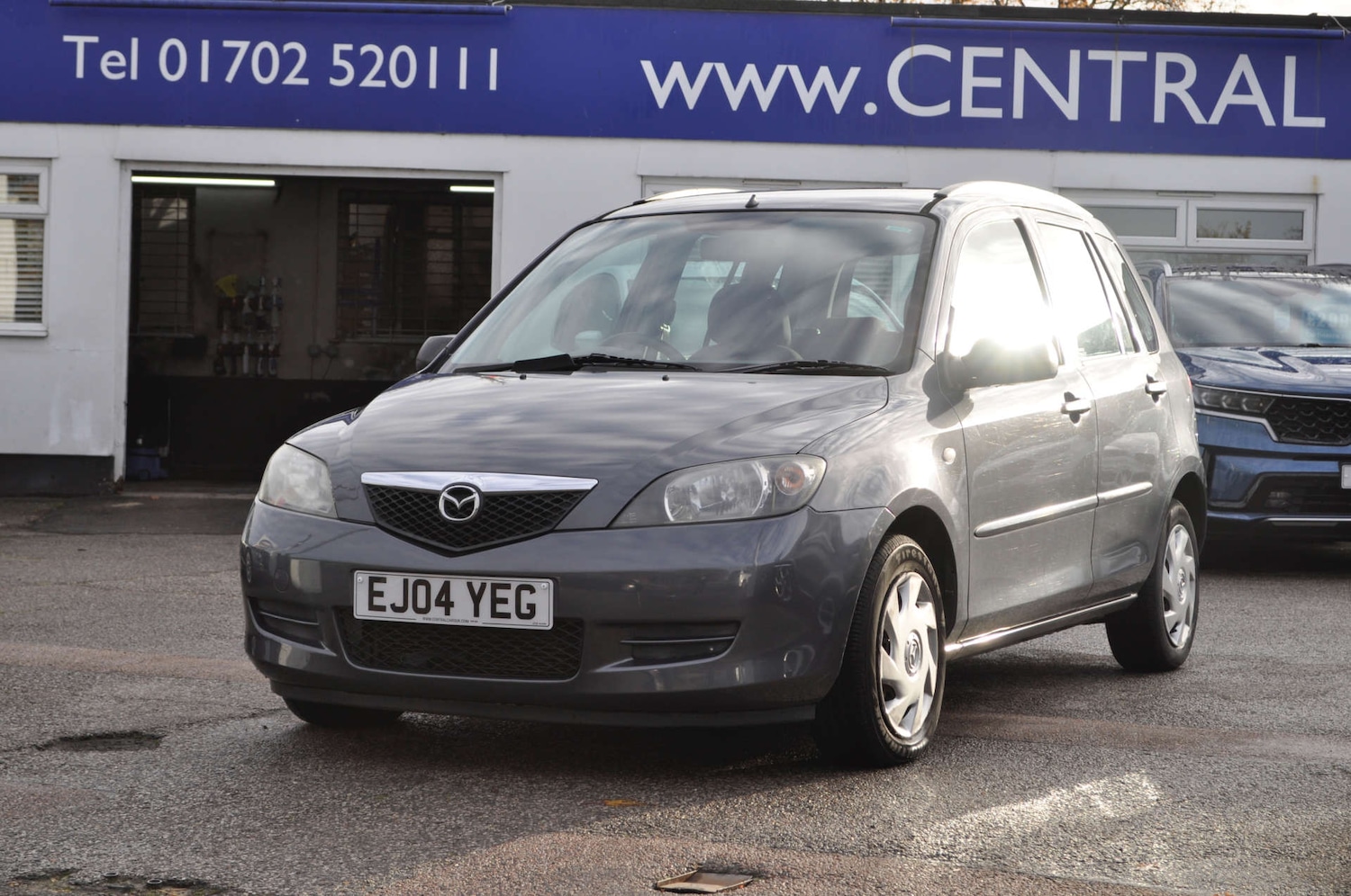 Used Mazda Mazda2 2004 for sale - 76834630: Photo 4