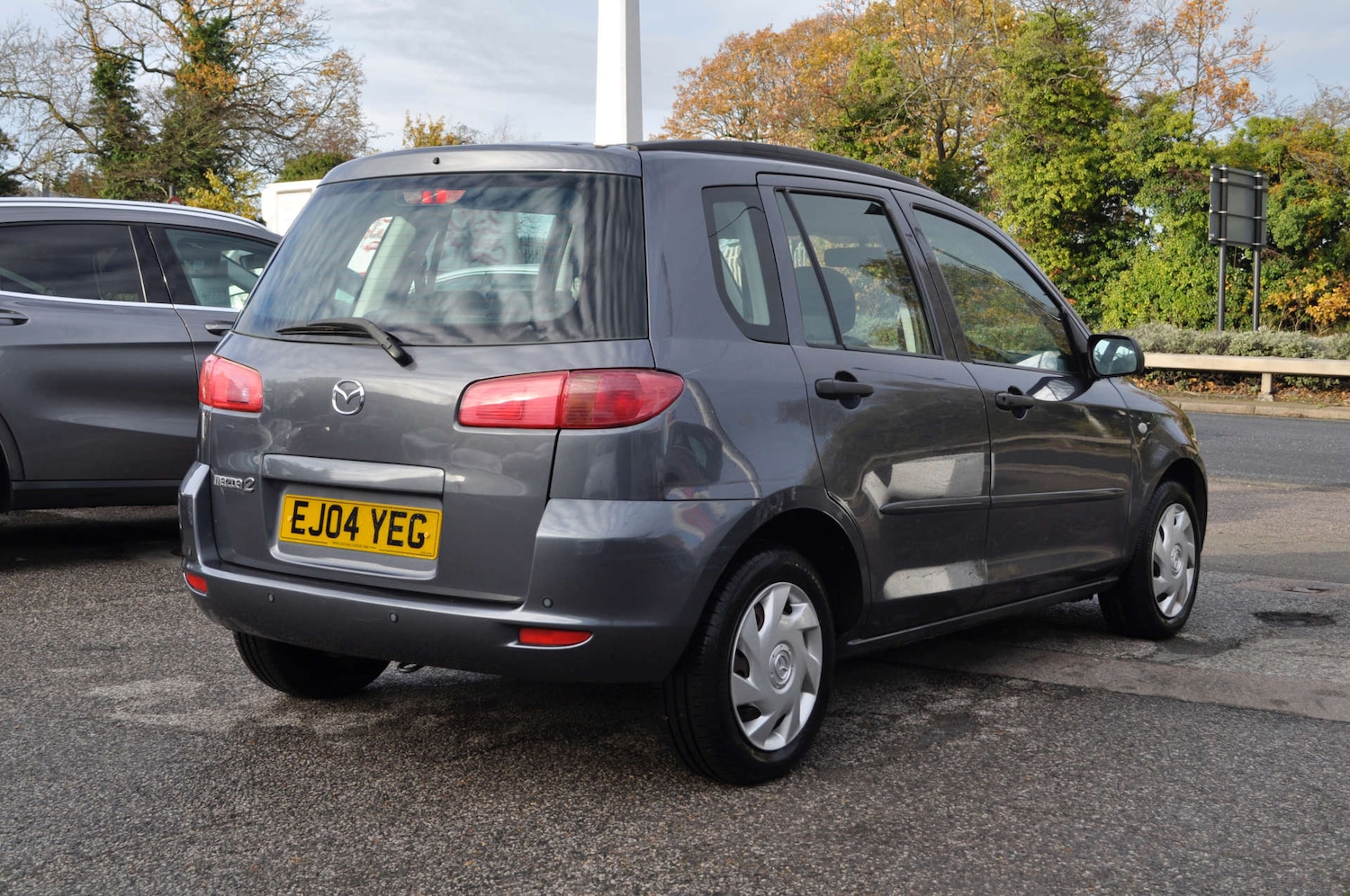 Used Mazda Mazda2 2004 for sale - 76834630: Photo 6