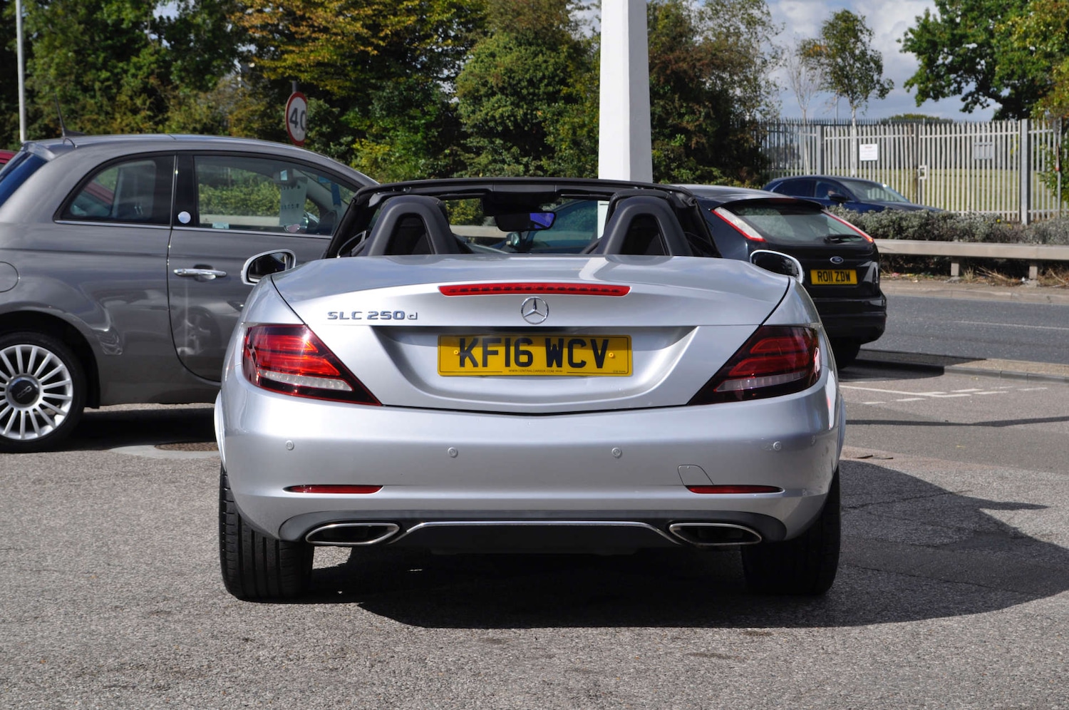 Used Mercedes-Benz SLC 2016 for sale - 76277964: Photo 2
