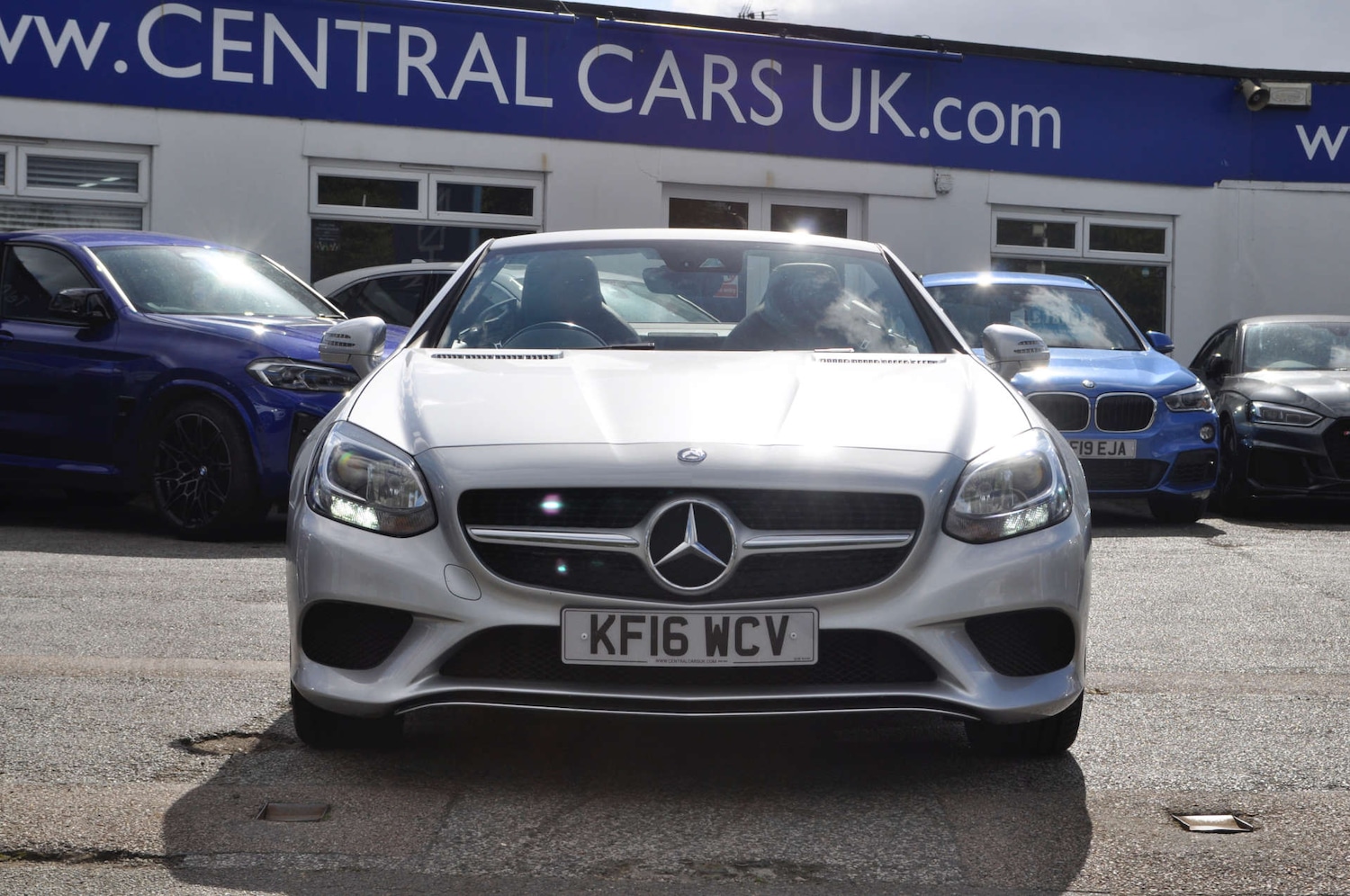 Used Mercedes-Benz SLC 2016 for sale - 76277964: Photo 3