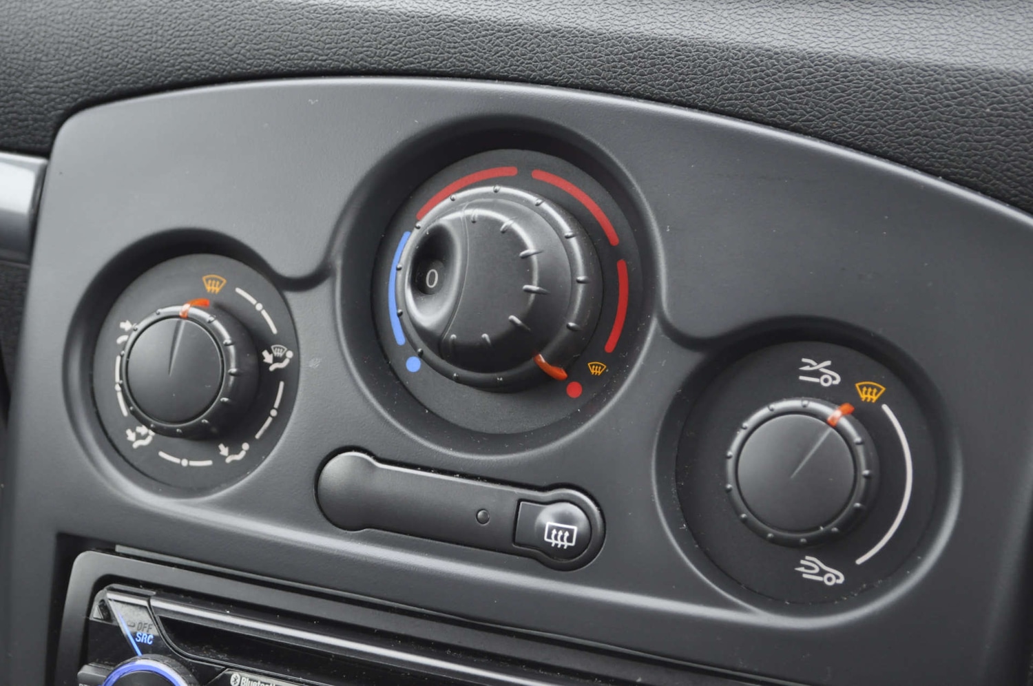 Used Renault Clio 2011 for sale - 77594813: Photo 16