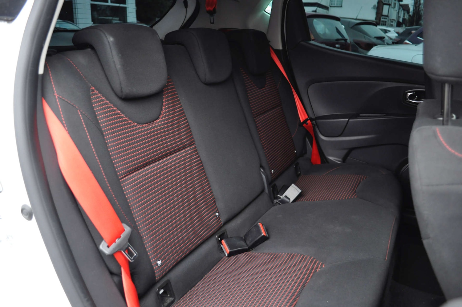Used Renault Clio 2014 for sale - 76301975: Photo 9
