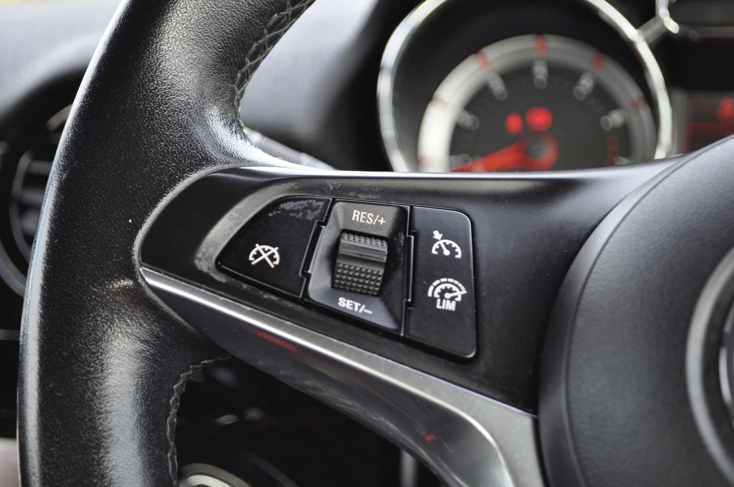 Used Vauxhall ADAM 2015 for sale - 76698044: Photo 15