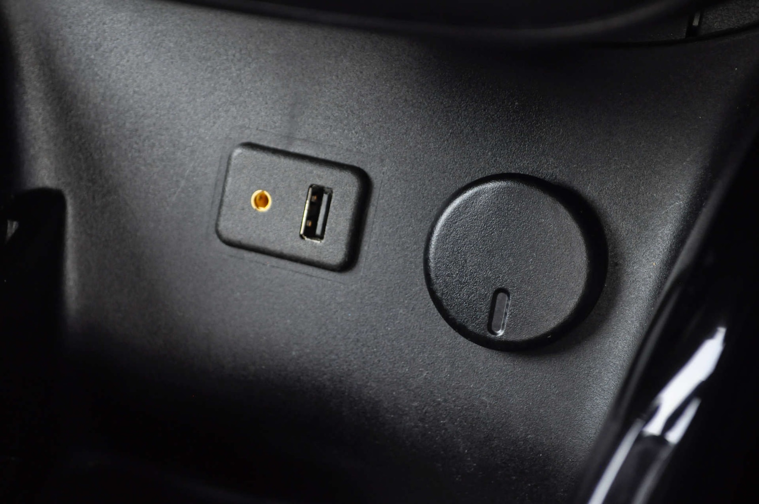 Used Vauxhall ADAM 2015 for sale - 76698044: Photo 19