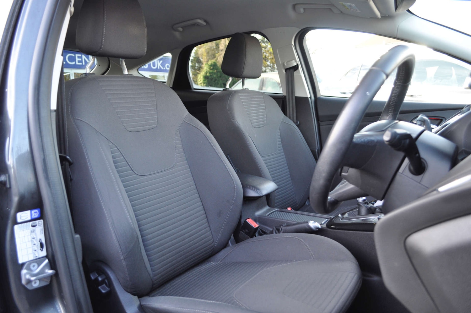 Used Ford Focus 2017 for sale - 76830087: Photo 10