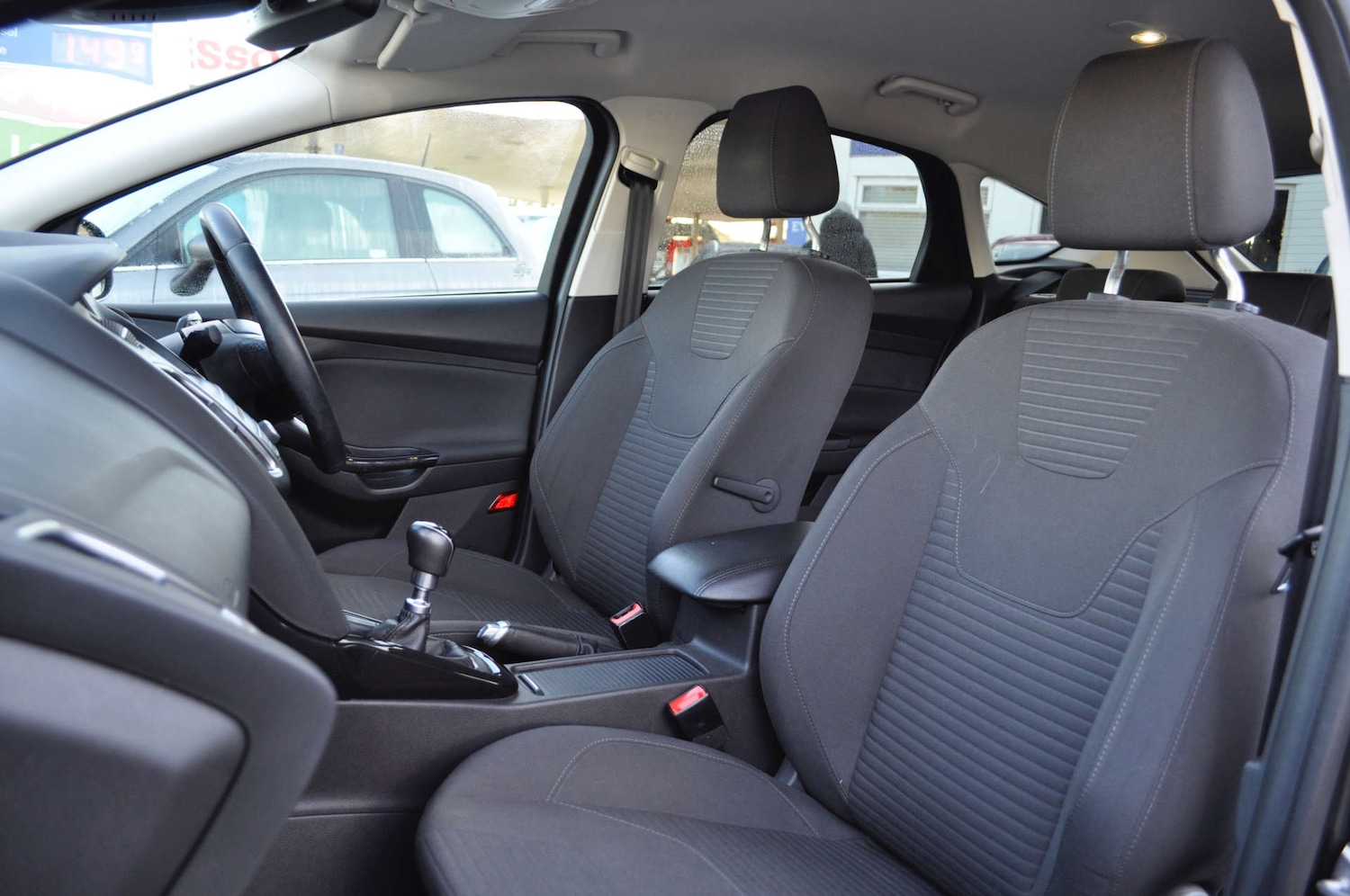 Used Ford Focus 2017 for sale - 76830087: Photo 13