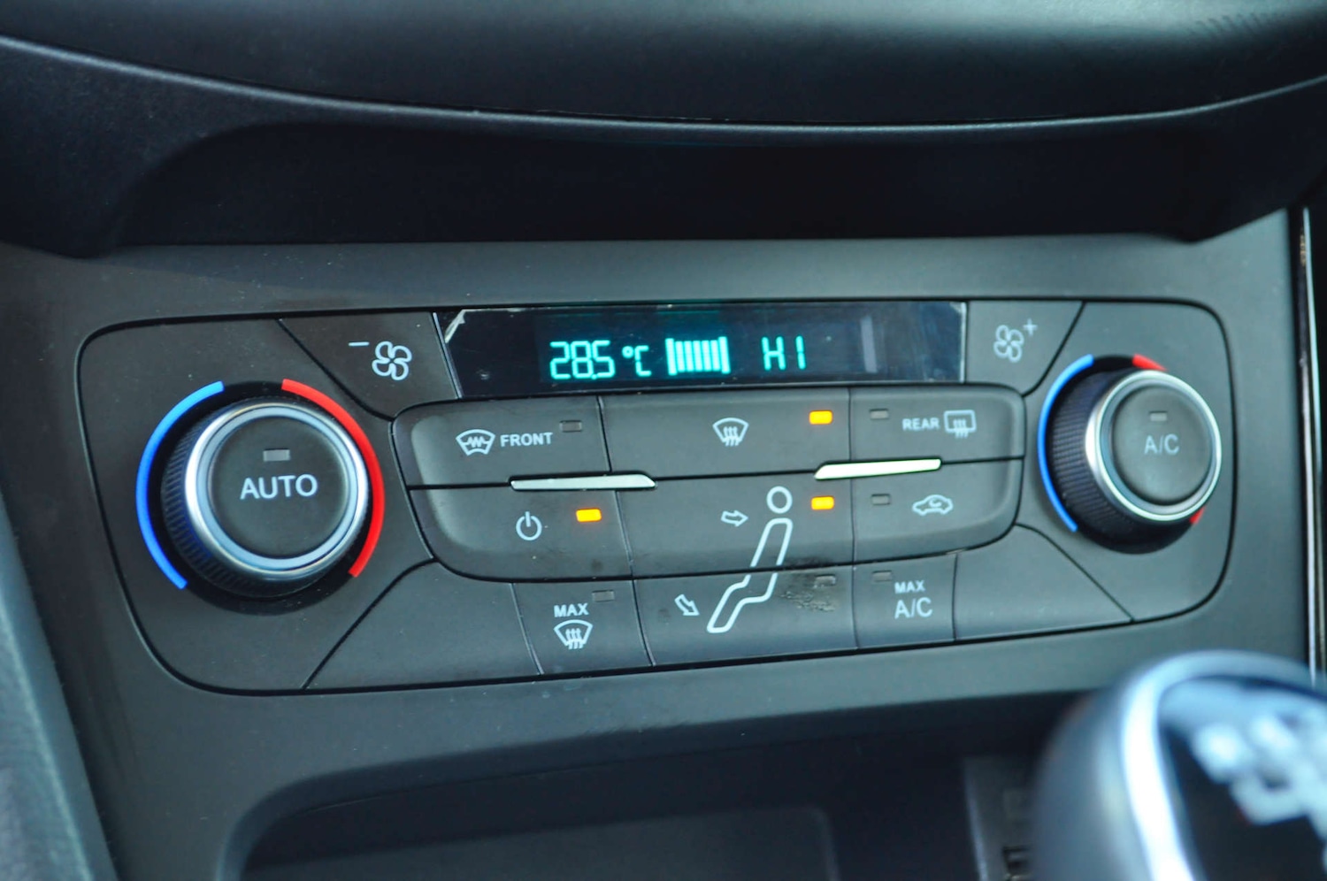 Used Ford Focus 2017 for sale - 76830087: Photo 15