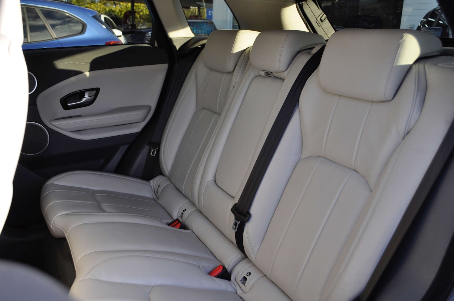 Used Land Rover Range Rover Evoque 2015 for sale - 76343748: Photo 10