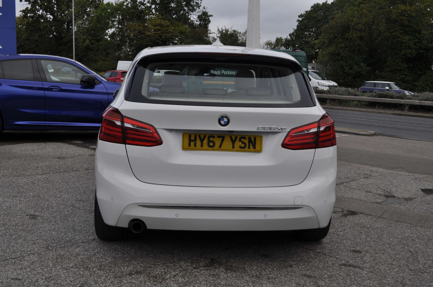 Used BMW 2 Series 2017 for sale - 76601149: Photo 2