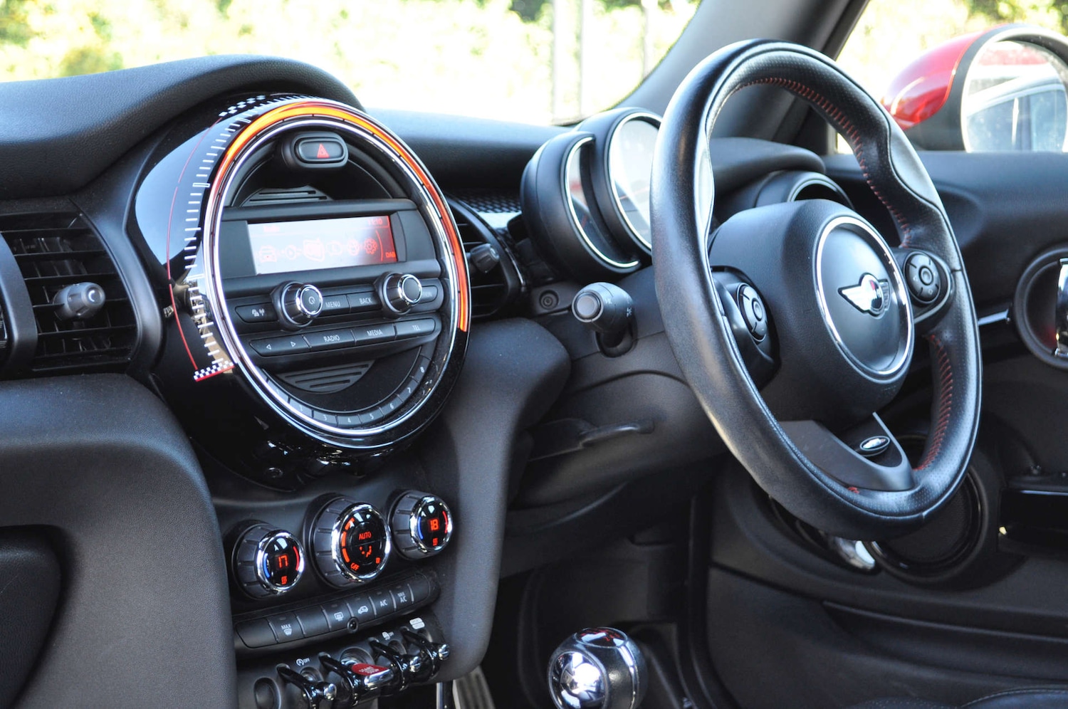 Used MINI Hatch 2018 for sale - 76340760: Photo 11