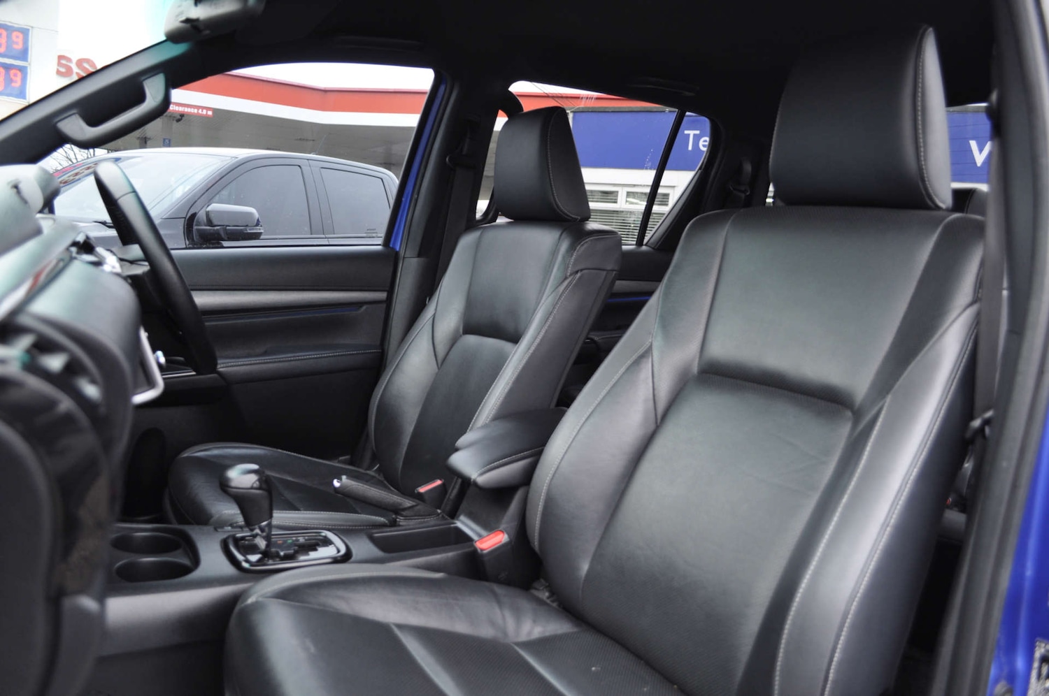 Used Toyota Hilux 2020 for sale - 77632188: Photo 12