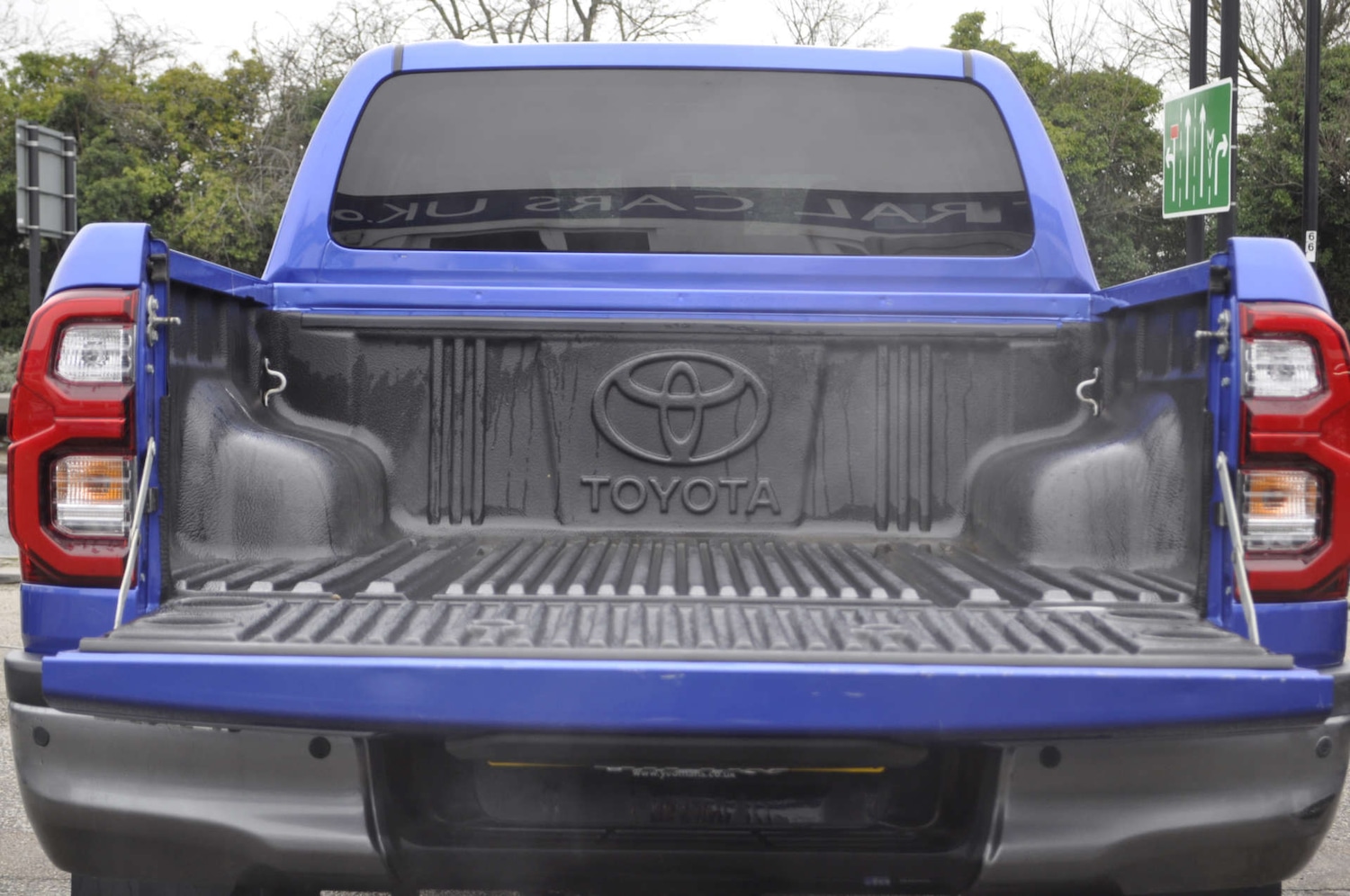 Used Toyota Hilux 2020 for sale - 77632188: Photo 32