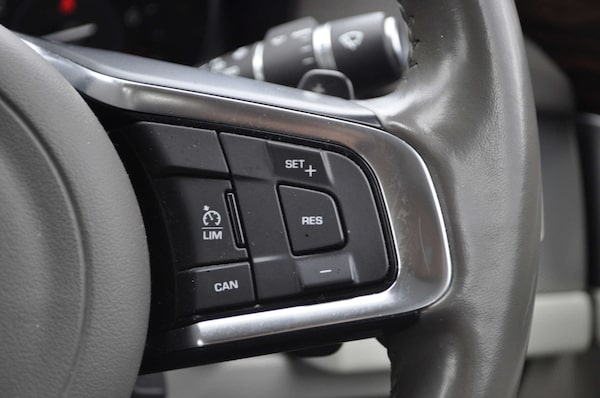 Used Jaguar XF 2017 for sale - 75723246: Photo 15