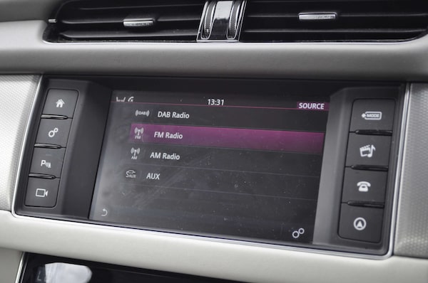 Used Jaguar XF 2017 for sale - 75723246: Photo 19