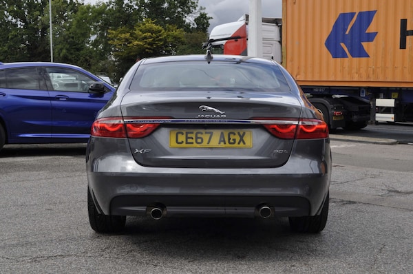 Used Jaguar XF 2017 for sale - 75723246: Photo 2