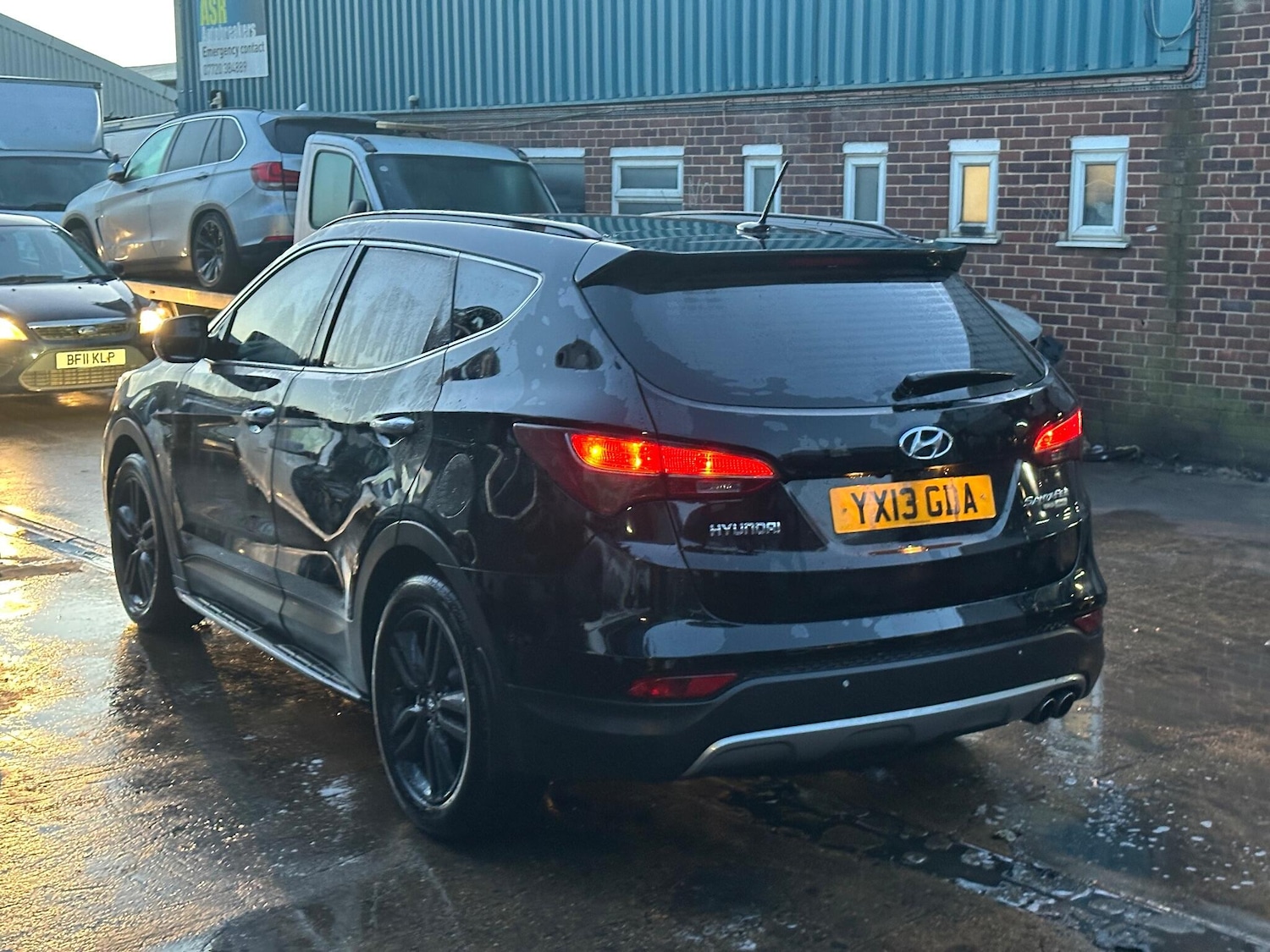 Used Hyundai Santa Fe for sale - 77016911: Photo 2