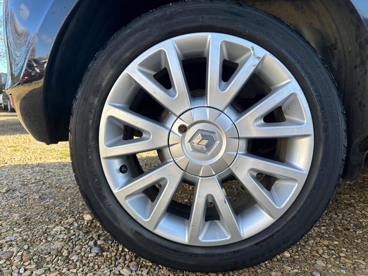 Used Renault Clio 2011 for sale - 76522122: Photo 11