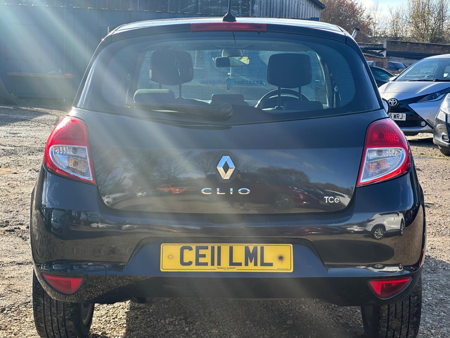 Used Renault Clio 2011 for sale - 76522122: Photo 7