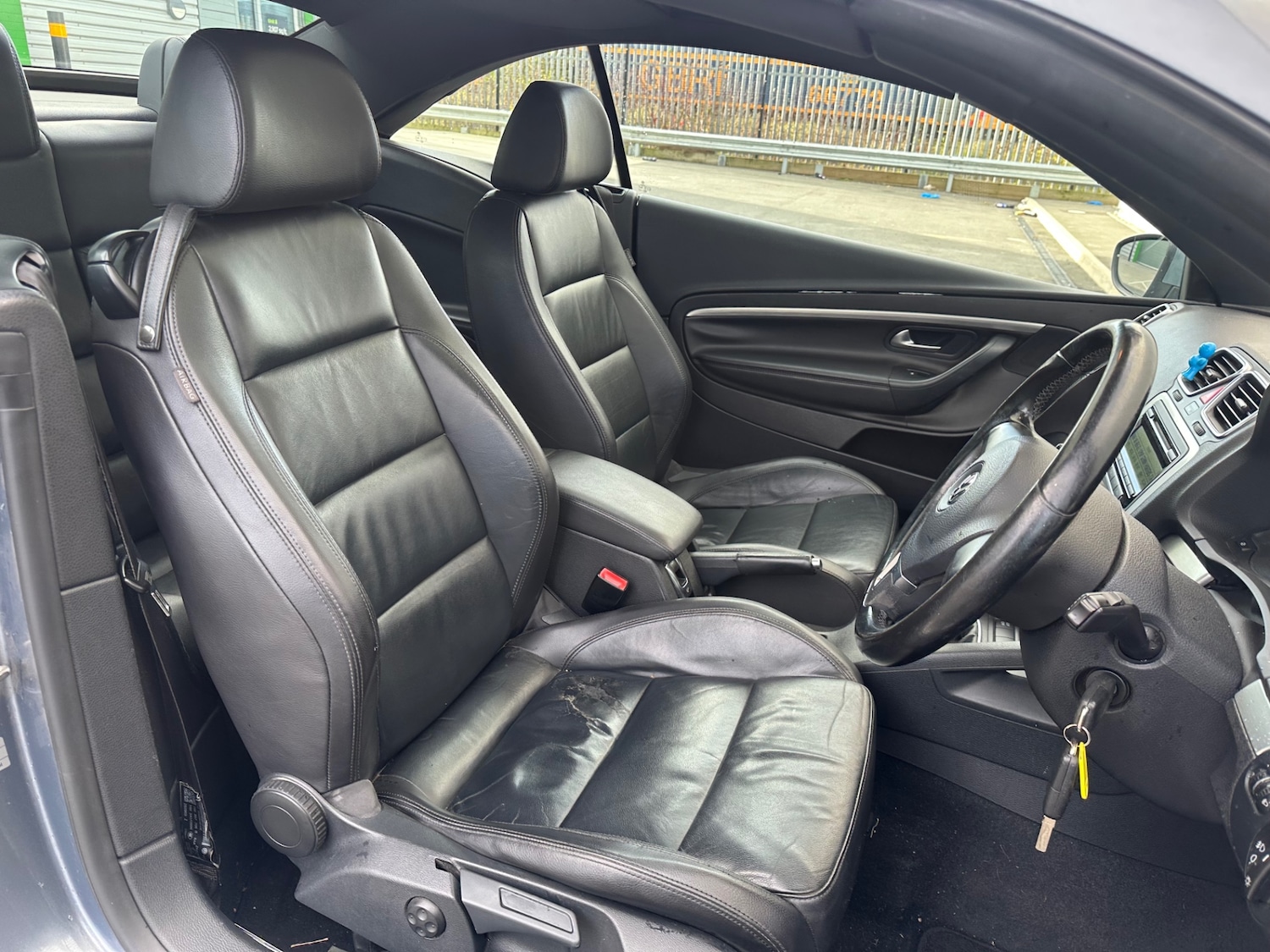 Used Volkswagen EOS 2010 for sale - 76640424: Photo 24