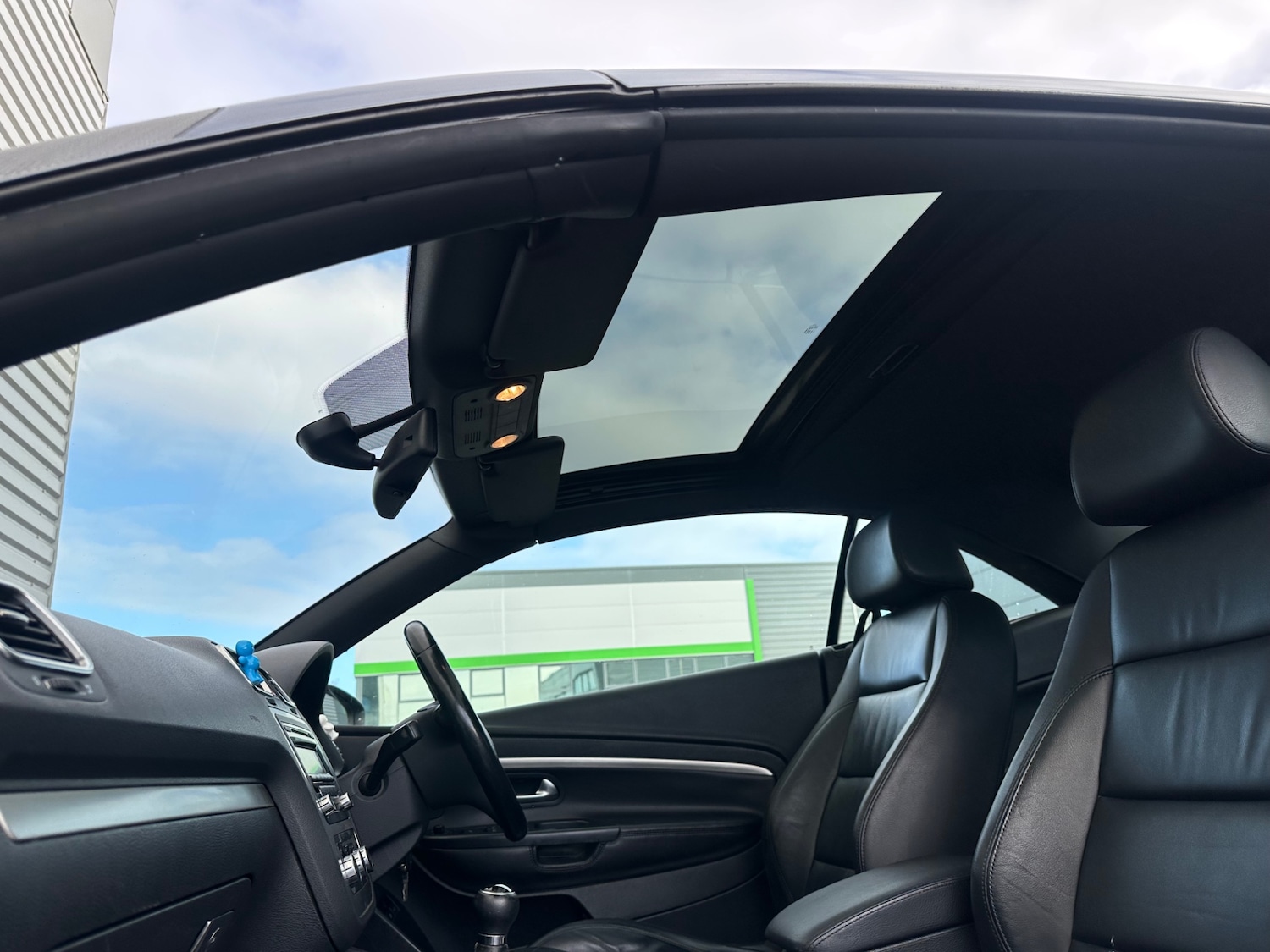 Used Volkswagen EOS 2010 for sale - 76640424: Photo 30