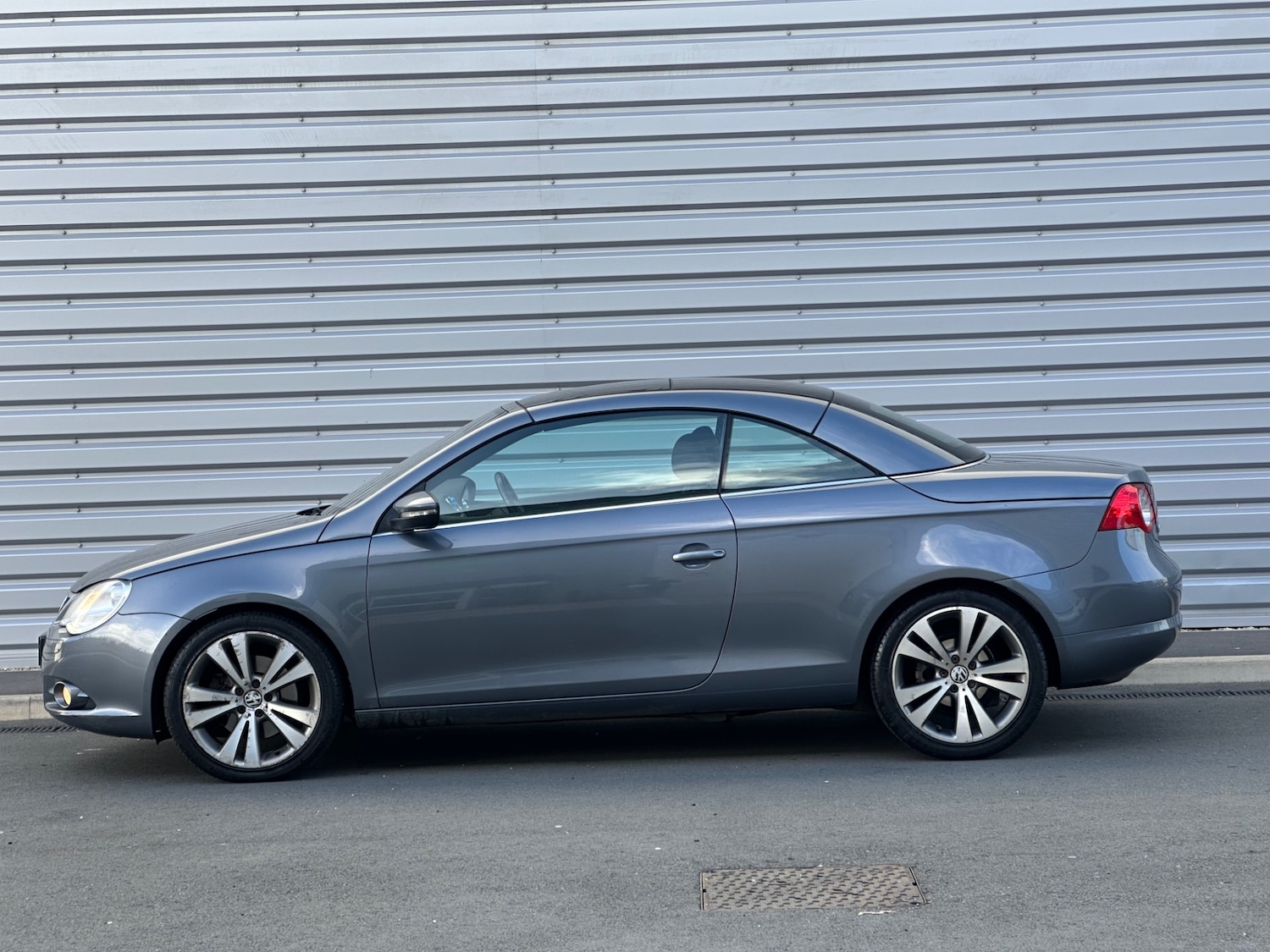 Used Volkswagen EOS 2010 for sale - 76640424: Photo 5