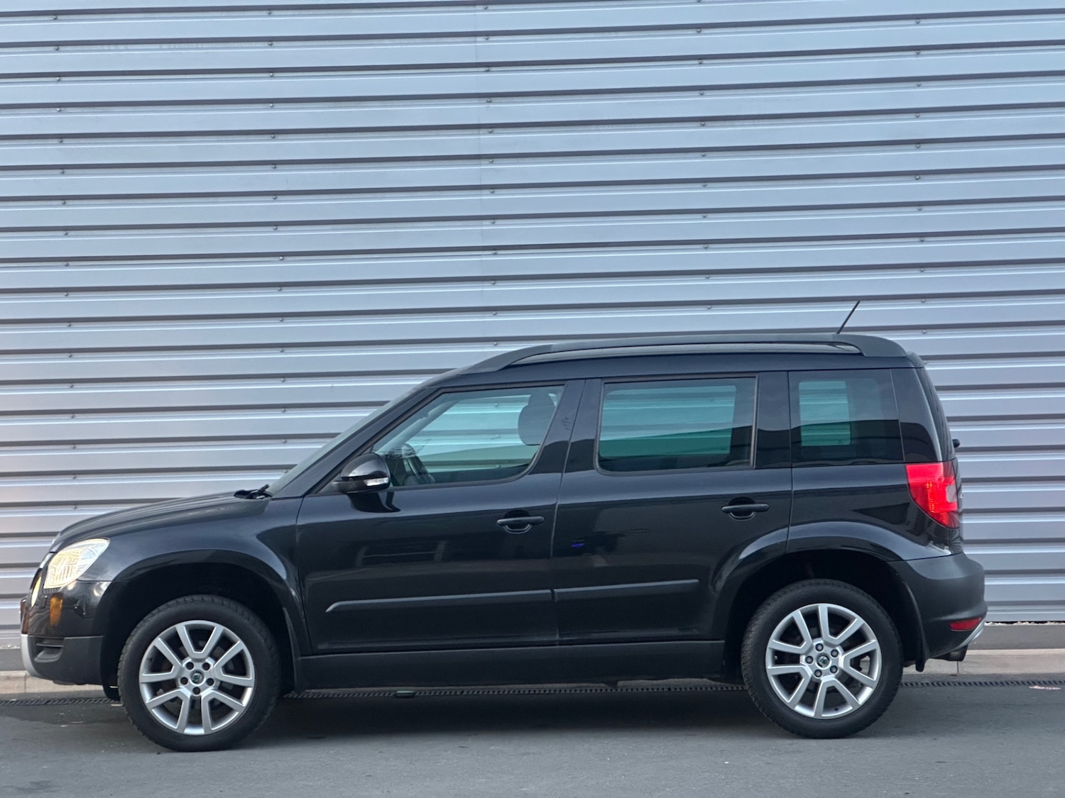 Used Skoda Yeti 2011 for sale - 76662468: Photo 6