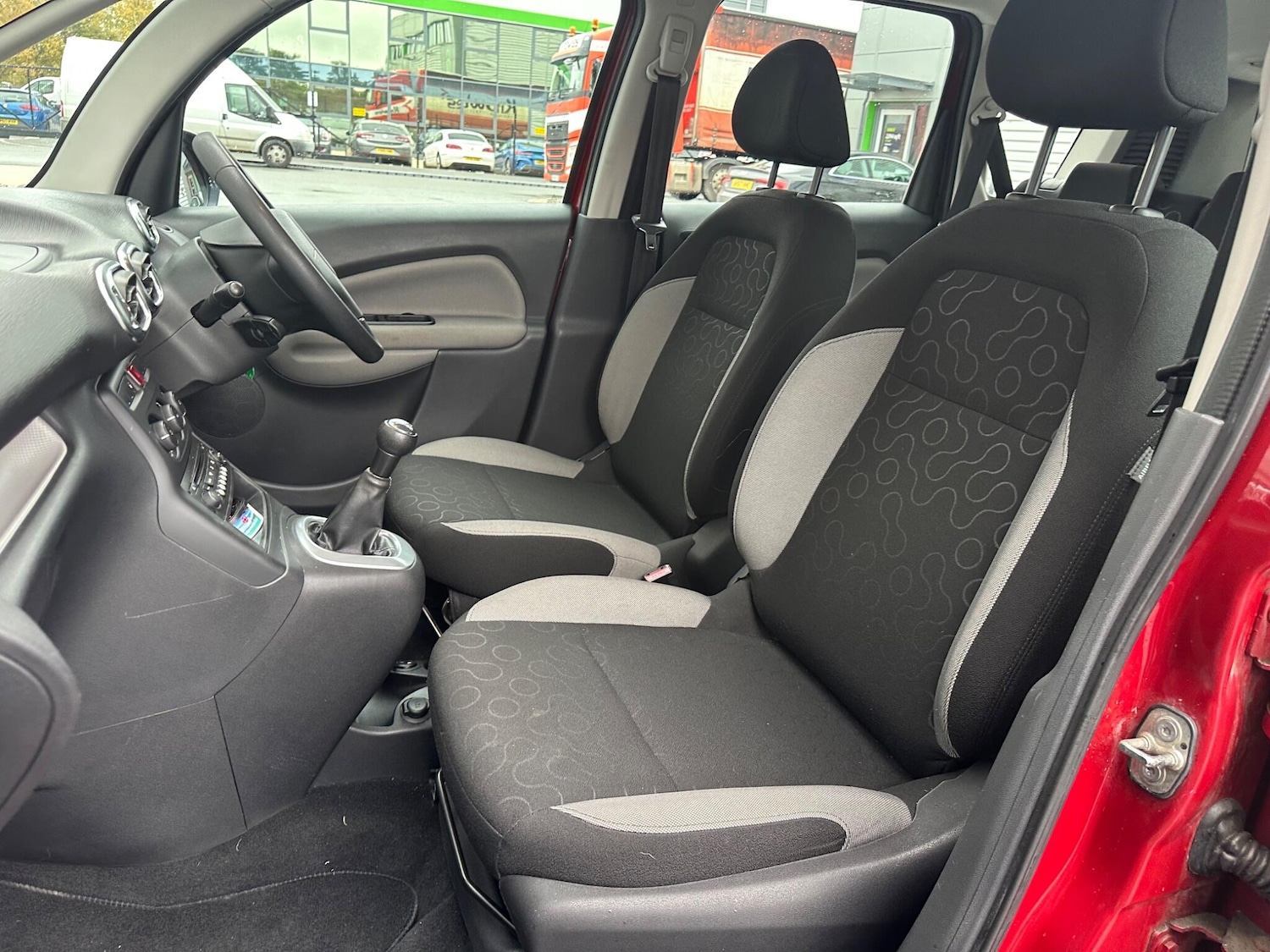 Used Citroen C3 Picasso 2012 for sale - 76781104: Photo 34