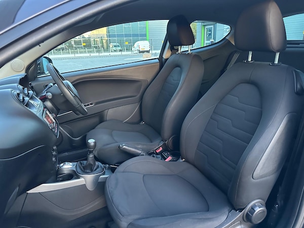 Used Alfa Romeo MiTo 2014 for sale - 76246530: Photo 30